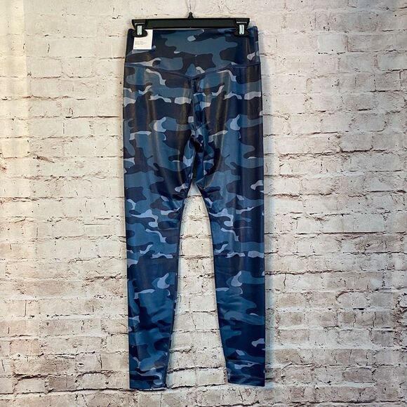 Nike One Blue Camo Leggings Mid-Rise Lightweight Full Length NWT Size Medium - Picture 5 of 9